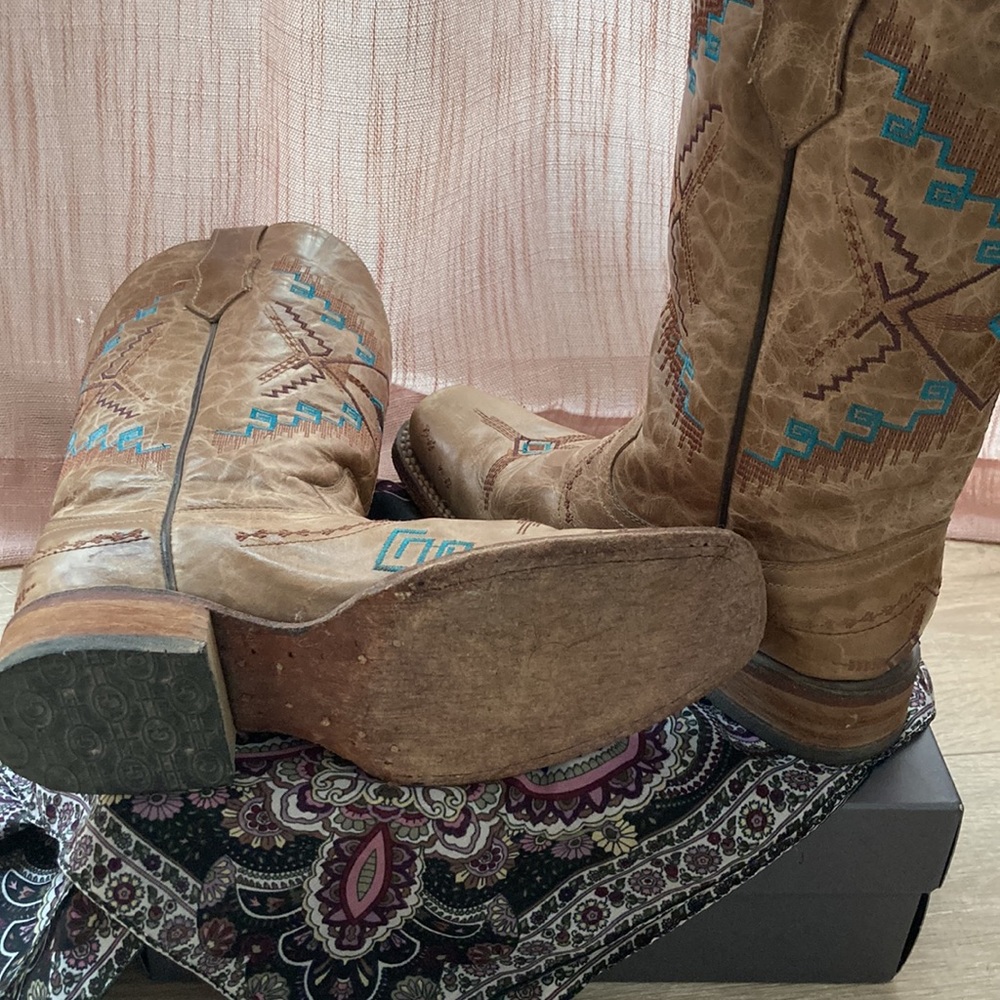 Circle G women’s leather embroidered cowgirl boots. Size 7 - Picture 7 of 7